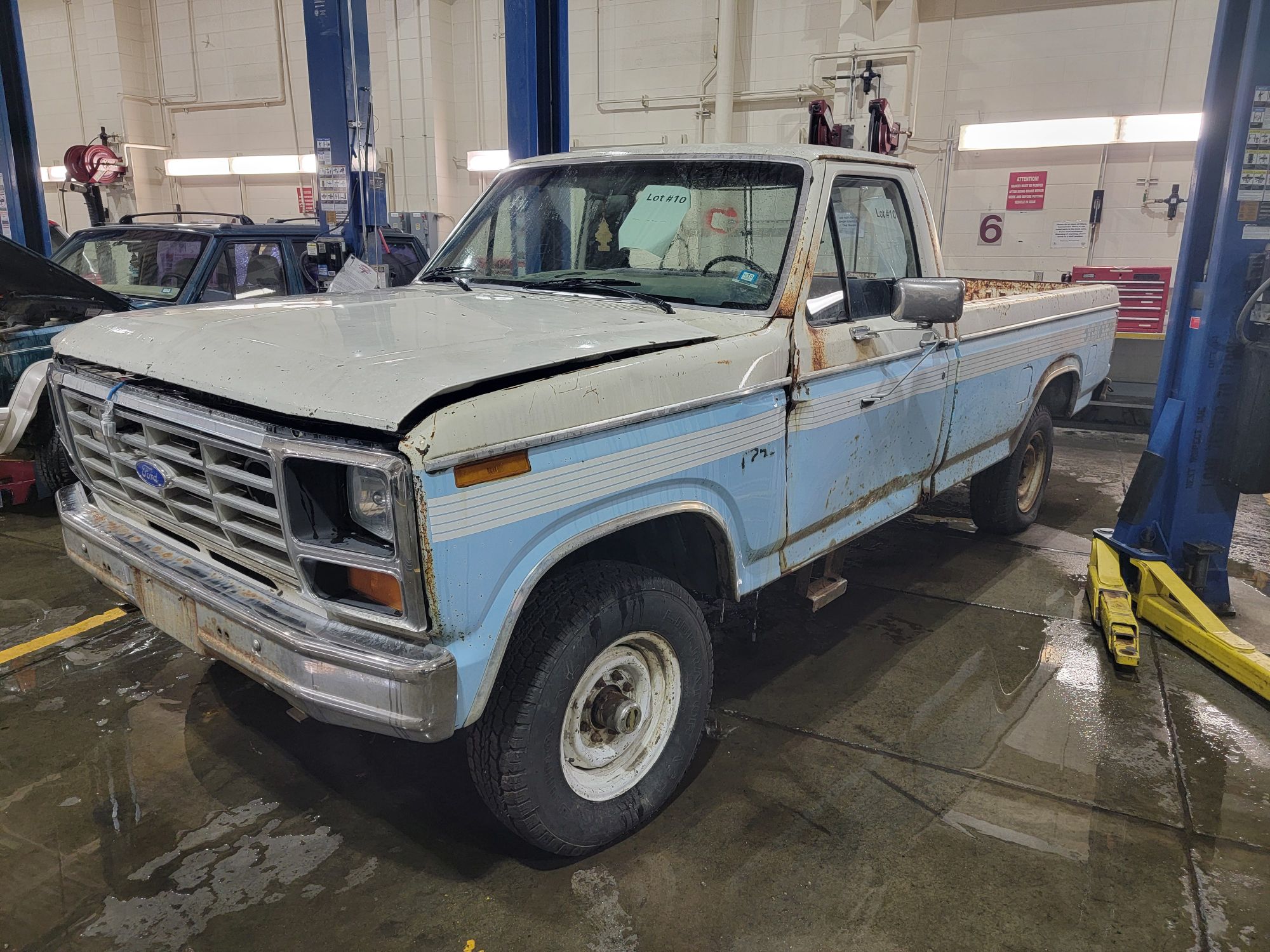 Ford F-250